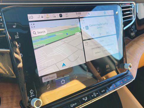 Used 2022 Jeep Grand Wagoneer Series III image 26