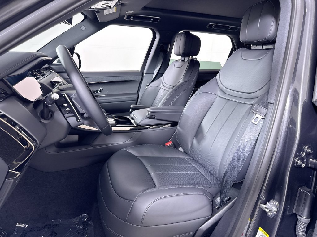 New 2026 Land Rover Range Rover Sport Dynamic SE AWD/4WD image 11