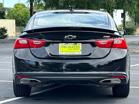 Used 2025 Chevrolet Malibu RS FWD image 12