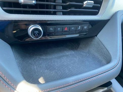 Certified 2025 Ford Explorer Active w/ Active Comfort Package RWD image 22