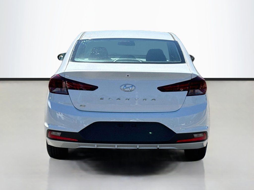 Used 2020 Hyundai Elantra SE w/ Cargo Package (C1) FWD image 6