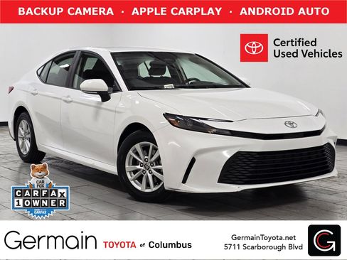 Certified 2025 Toyota Camry LE image 1