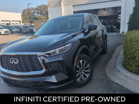 Certified 2023 INFINITI QX60 Pure image 10