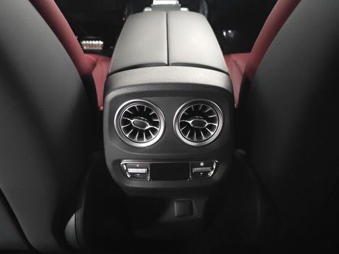Certified 2025 Mercedes-Benz G 580 w/ Manufactur Interior Package image 29