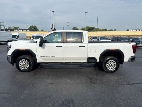 Used 2024 GMC Sierra 2500 Pro AWD/4WD image 5