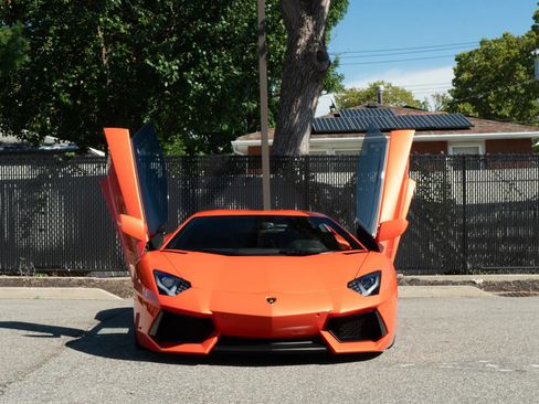 Used 2015 Lamborghini Aventador LP 700-4 AWD/4WD image 8