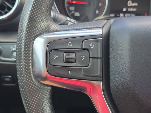 Used 2025 Chevrolet Blazer LT AWD/4WD image 19