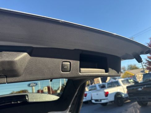 Used 2022 Ford Escape SE w/ Convenience Package image 12