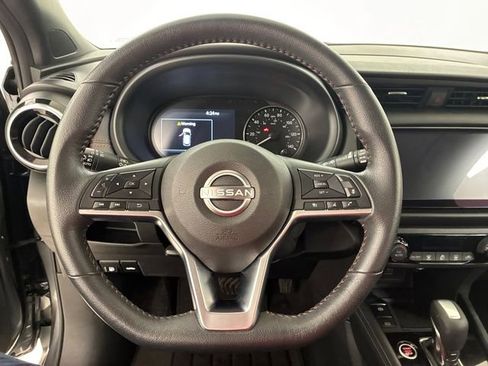 Used 2024 Nissan Kicks SR image 22