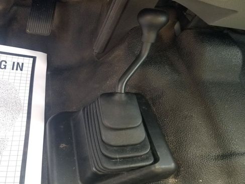 Used 2016 Ford F250 XL AWD/4WD image 8