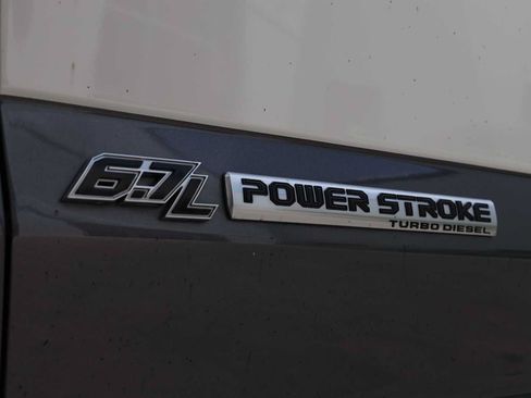 Used 2022 Ford F250 Lariat w/ Lariat Ultimate Package AWD/4WD image 54