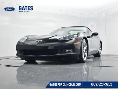 Used 2011 Chevrolet Corvette Convertible w/ Preferred Equipment Group RWD image 35