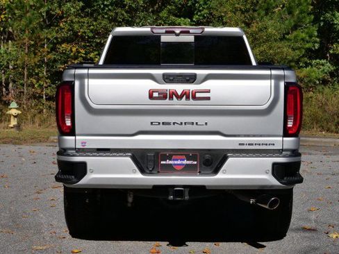 Used 2022 GMC Sierra 2500 Denali image 24