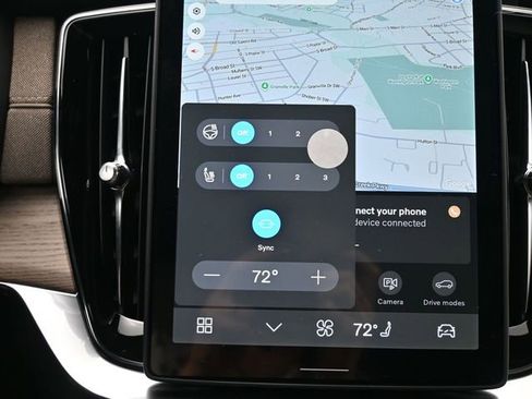 New 2026 Volvo XC90 B6 Plus w/ Protection Package Premier image 23