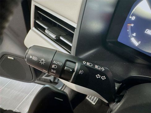 New 2026 Mitsubishi Outlander SEL FWD image 5