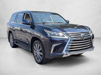 Used 2017 Lexus LX 570 4WD w/ Luxury Package video 4