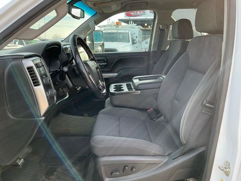 Used 2018 Chevrolet Silverado 2500 LT w/ All Star Edition image 11