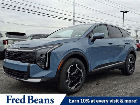 New 2026 Kia Sportage S image 2