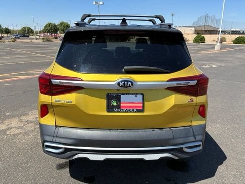 Used 2021 Kia Seltos S FWD image 5