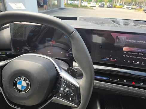 Certified 2024 BMW 530i xDrive w/ Premium Package image 31