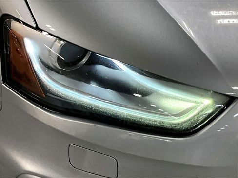 Used 2015 Audi A4 2.0T Premium image 27