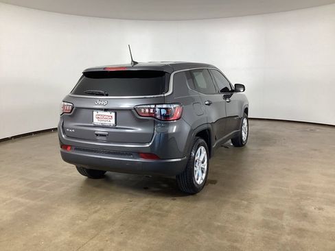 Used 2024 Jeep Compass Sport AWD/4WD image 6