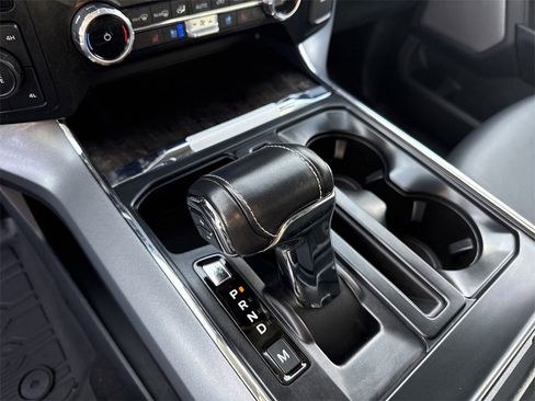 Used 2023 Ford F150 Lariat w/ Equipment Group 502A High image 30