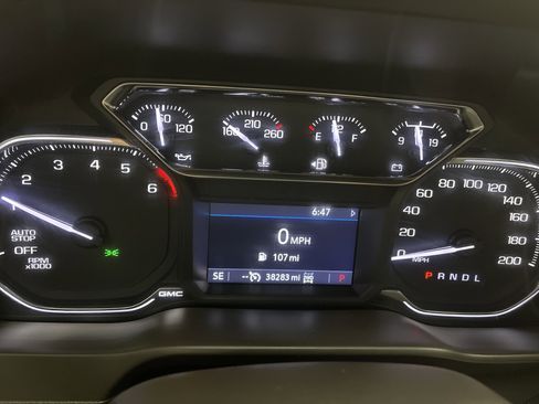 Used 2021 GMC Sierra 1500 SLT image 29