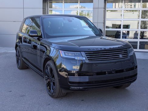 New 2026 Land Rover Range Rover SV AWD/4WD image 3