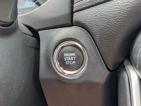 Used 2024 Toyota RAV4 XLE FWD image 29