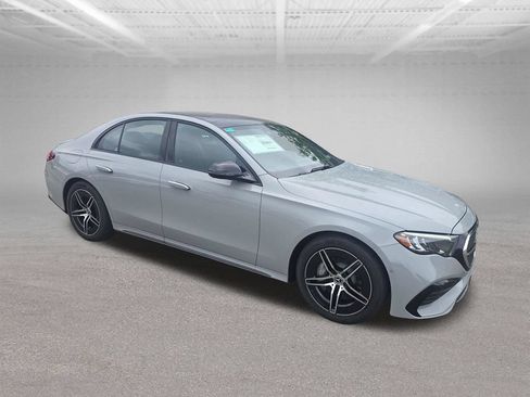 New 2026 Mercedes-Benz E 450 4MATIC Sedan image 7