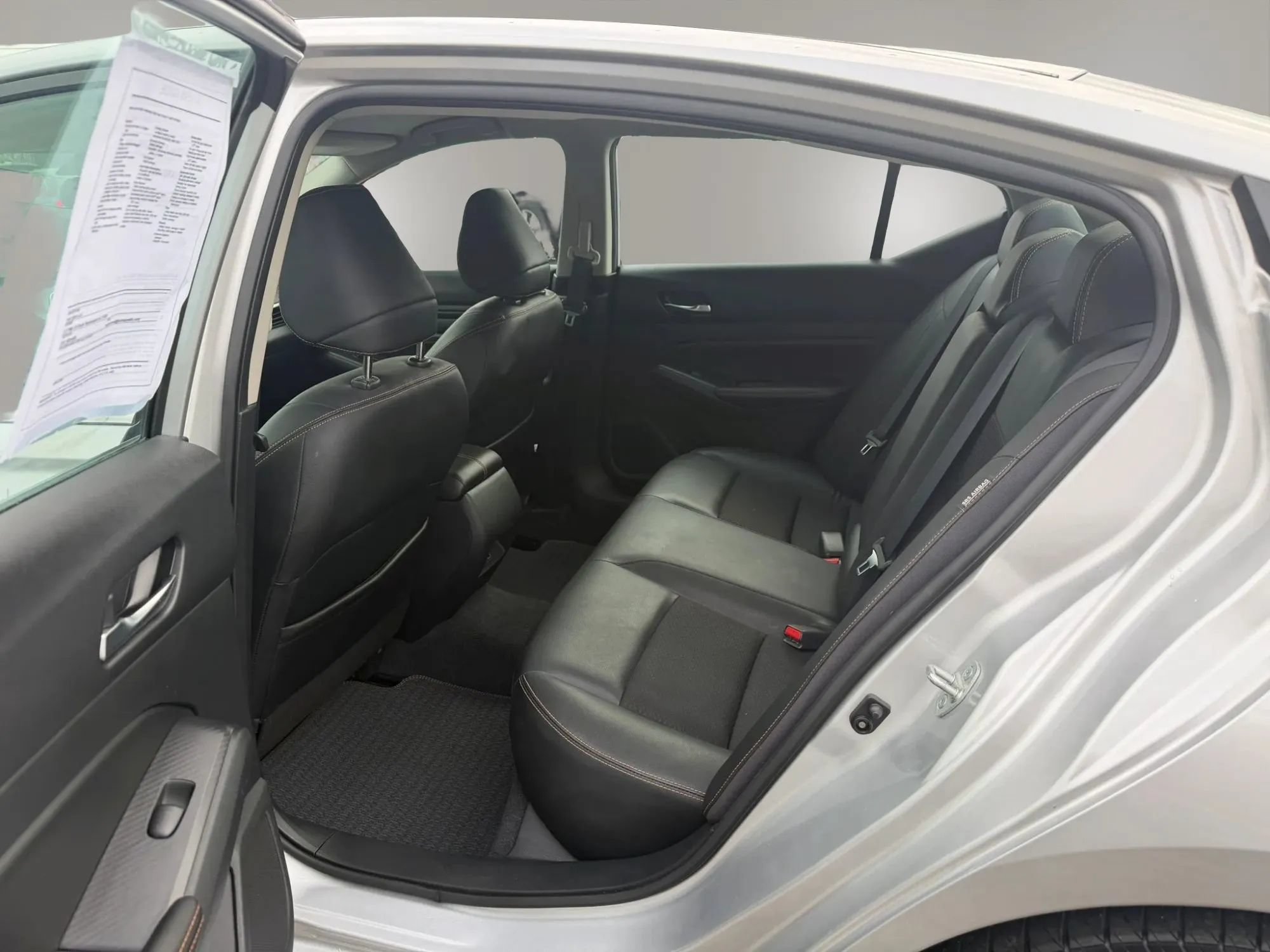 Used 2020 Nissan Altima 2.5 SR FWD image 29