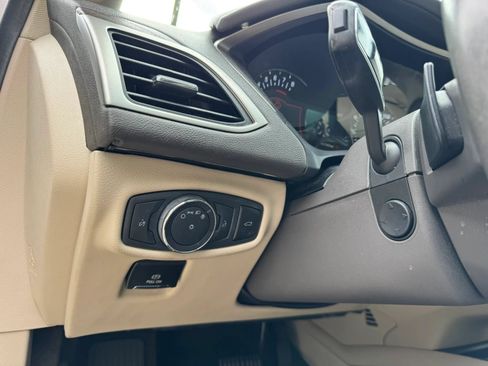 Used 2018 Lincoln MKZ Reserve w/ Technology Package FWD image 22