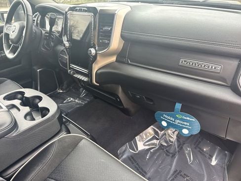 Used 2024 RAM 2500 Laramie image 30