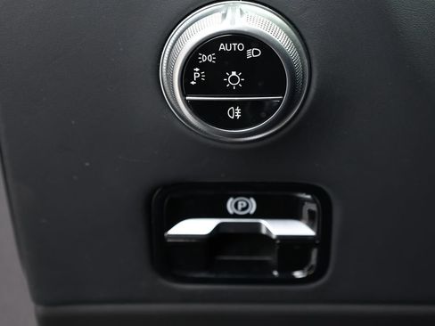 Used 2022 Mercedes-Benz SL 63 AMG 4MATIC image 28