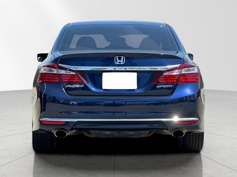 Used 2017 Honda Accord Sport image 4