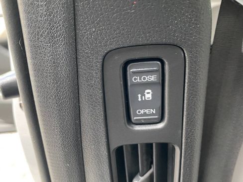 Used 2019 Honda Odyssey Touring image 45