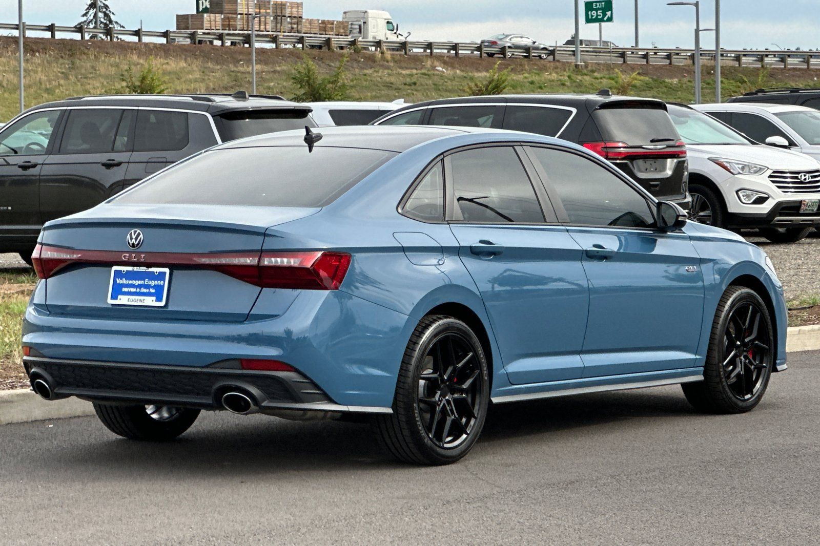 Used 2026 Volkswagen Jetta GLI Autobahn FWD image 3