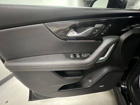 Certified 2019 Chevrolet Blazer Premier w/ Driver Confidence II Package AWD/4WD image 23