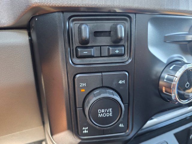 New 2027 Ford F250 Platinum w/ Platinum Plus Package AWD/4WD image 24