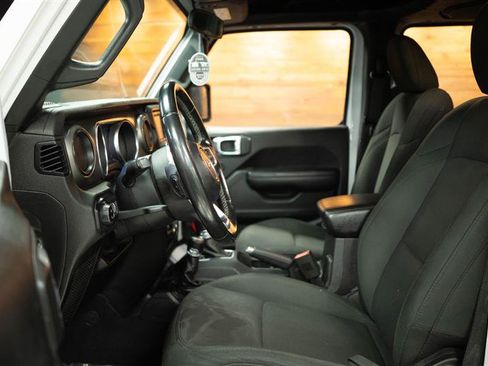 Used 2020 Jeep Gladiator Sport w/ Quick Order Package 24S image 7