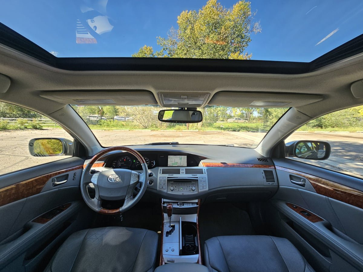Used 2006 Toyota Avalon Limited FWD image 43