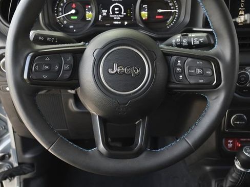 Used 2024 Jeep Wrangler Unlimited Rubicon 4xe w/ Technology Group image 7