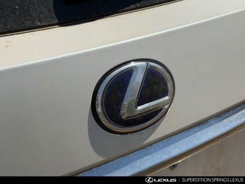 Used 2022 Lexus RX 450hL Luxury w/ Cold Area Package (CT) image 9