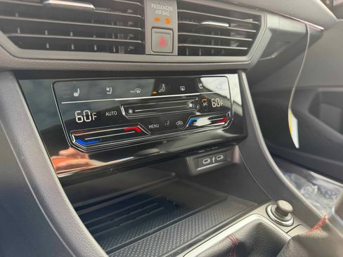 New 2026 Volkswagen Jetta GLI Autobahn FWD image 25