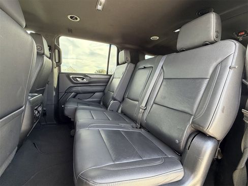 Certified 2023 Chevrolet Suburban LT image 28