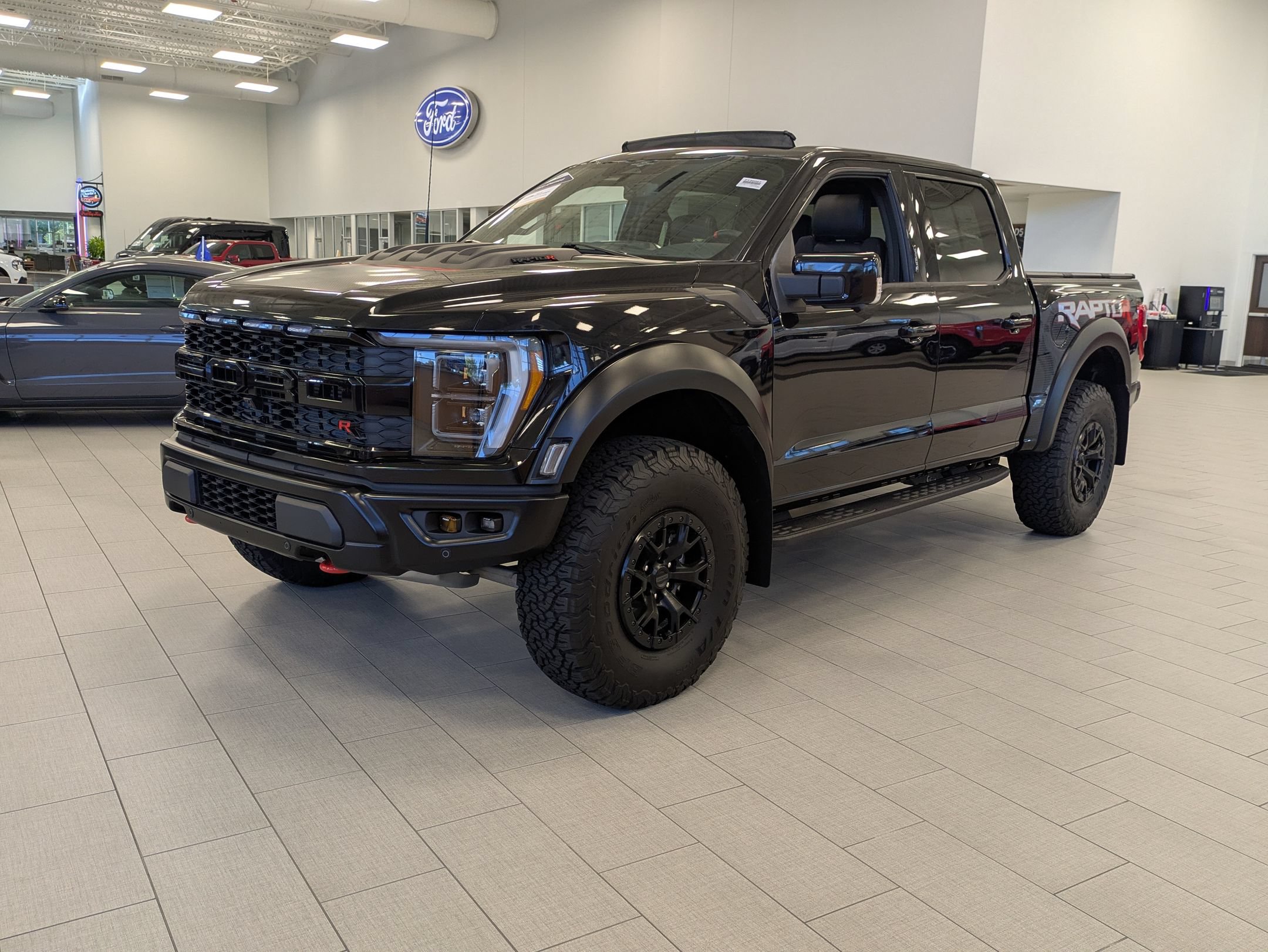 Certified 2023 Ford F150 Raptor w/ Equipment Group 802A Raptor R AWD/4WD image 8
