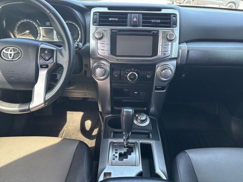 Used 2018 Toyota 4Runner SR5 Premium w/ Wilderness Package AWD/4WD image 12