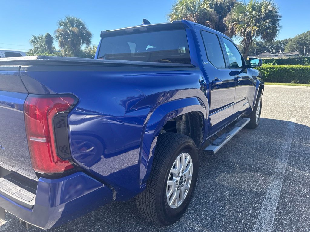 Used 2024 Toyota Tacoma SR5 AWD/4WD image 4