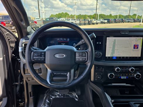 Used 2025 Ford F250 Platinum w/ FX4 Off-Road Package AWD/4WD image 53